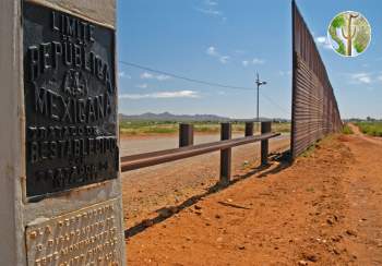 Border monument and border wall construction