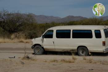 Migrant van on Altar/Sásabe Highway