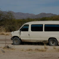 Migrant van on Altar/Sásabe Highway