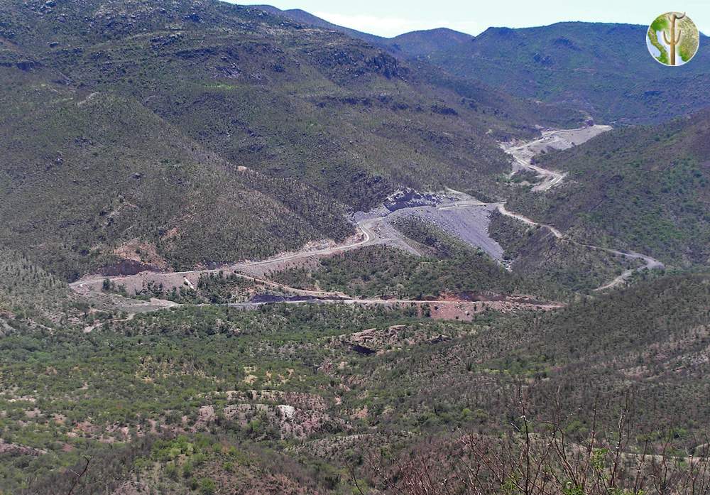 Work on road between Bacadéhuachi and Nácori Chico (2011)